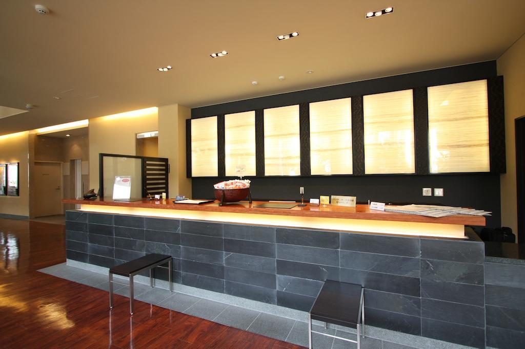 鱼津门通站前酒店 酒店